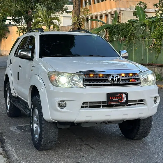 Toyota Fortuner 4x4