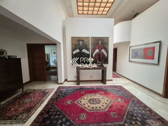 Departamento Duplex En Venta De 7 Dorm. En San Damian