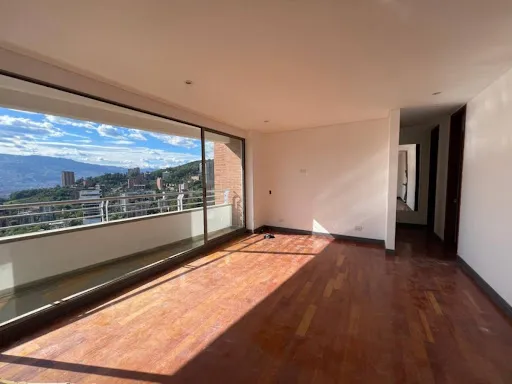 Apartamento En Arriendo Poblado 643-8292613