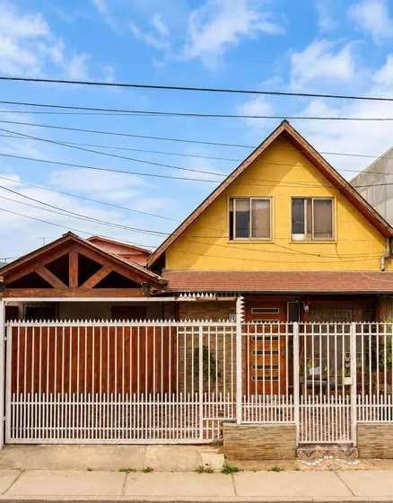 Oportunidad En Quilicura | Casa 2 Pisos 3d1b+estacionamiento