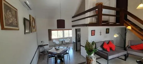 Casa En Venta - 3 Dormitorios 3 Baños - 632mts2 - Córdoba