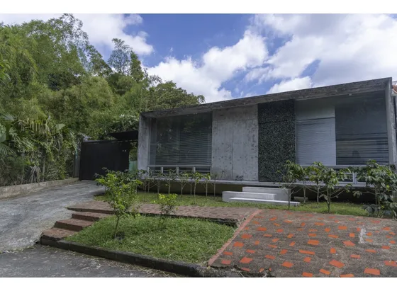 Se Arrienda Casa Ideal Para Oficinas, Clinica, Turismo O Jardin