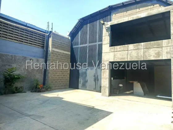 Milagros Inmuebles Galpon Industrial Venta Barquisimeto Lara Zona Centro Economica Comercial Economico Código Inmobiliaria Rent-a-house  25-17158