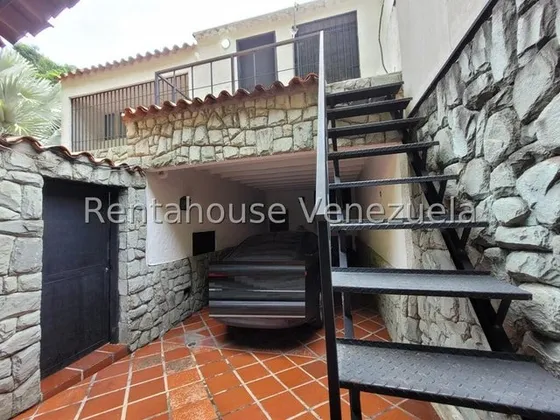 Alquiler De Acogedor Anexo En Santa Monica. Mls 25-10045. Mjs.