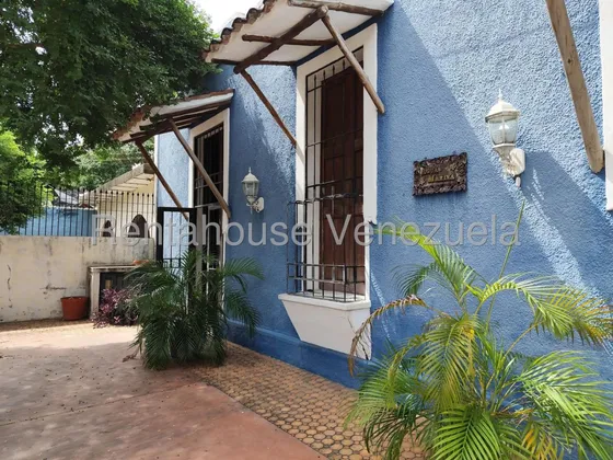 Fa Vendo Casa Antigua En La Fuente 