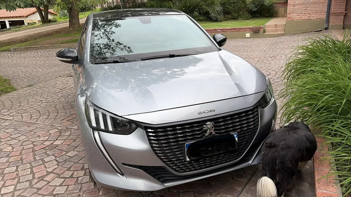 Peugeot 208 1.6 Road Trip65704339147267122