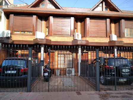 Triplex 4 Amb Cochera En Ramos Mejia Triplex 4 Amb Cochera En Ramos Mejia