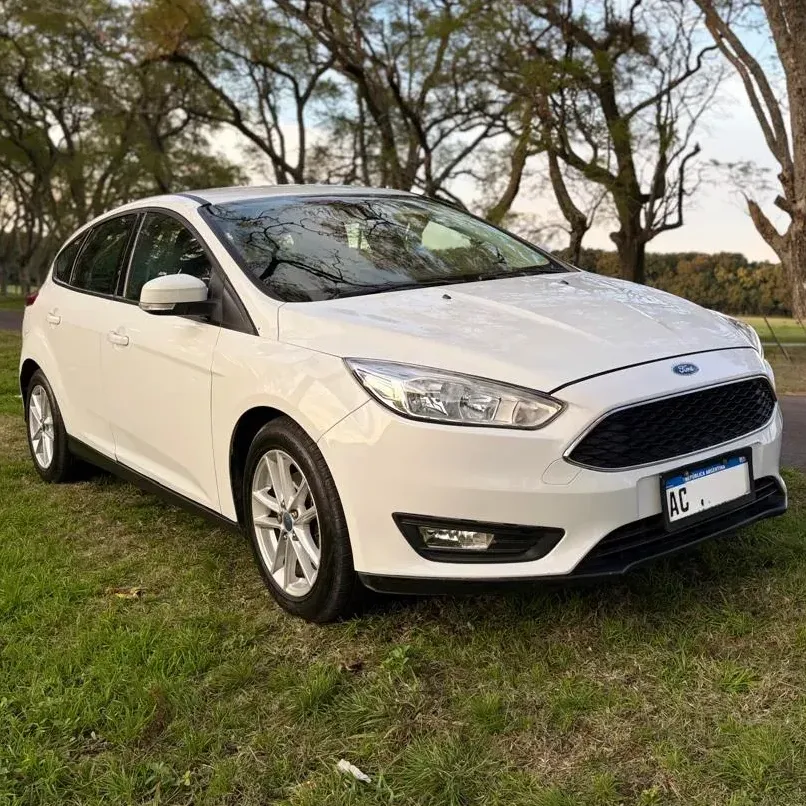 Ford Focus III 1.6 Sedan S