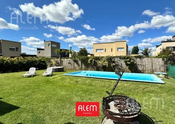 Casa De 3 Ambientes En Canning Casuarinas Premium.