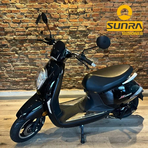 Sunra Grace Black 800w