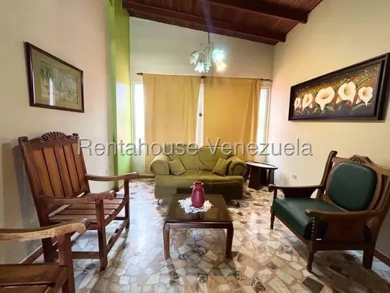 Erika Armeya Vende, Apartamento En El Centro De Barquisimeto. Flex: 25-19674