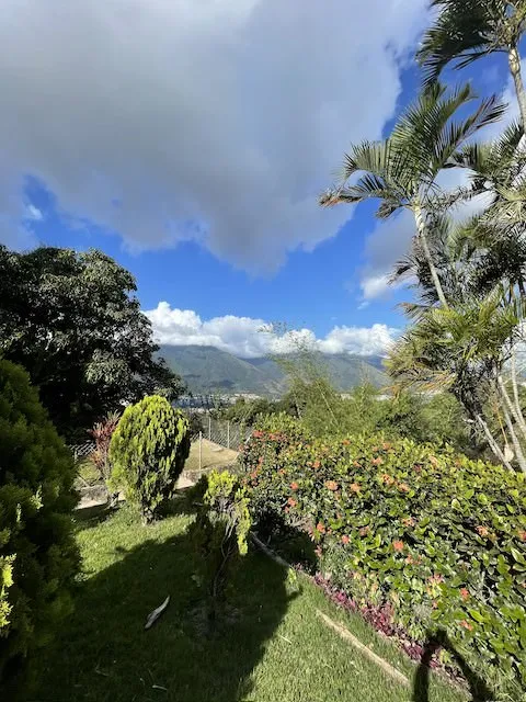 En Venta Casa En Venta Santa Paula 600m2 8h/6b/5e