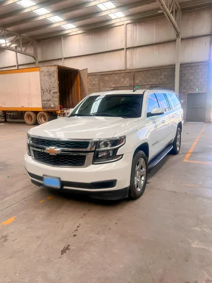 Chevrolet Suburban 5.4 Lt Piel Cubo At