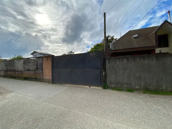 Casa En Venta De 4 Dorm. En Arauco