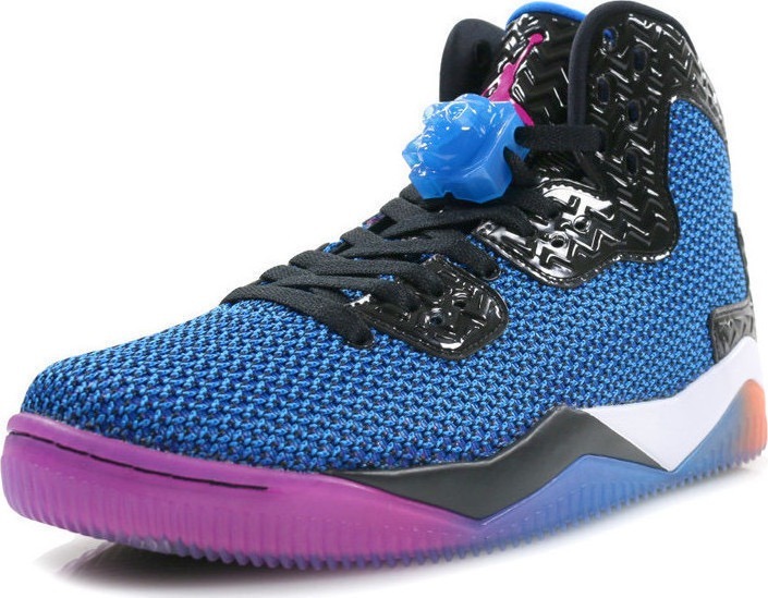 Tennis Nike Air Jordan Cambian De Color Con La Luz