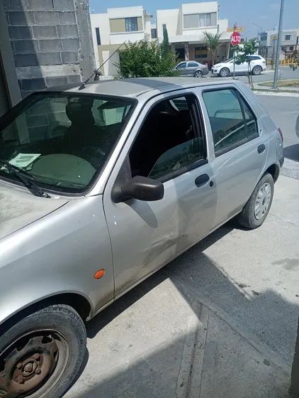 Ford Fiesta 1.3 Base Hatchback Mt