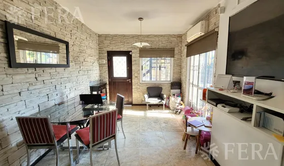 Venta Ph 3 Ambientes Con Balcón En Lanús Oeste