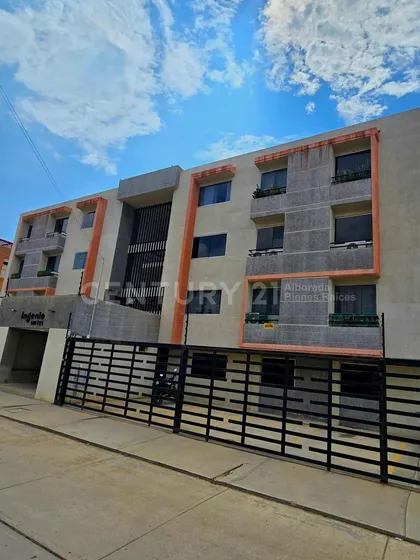 Apartamento En El Conjunto Residencial Ingenio Suites