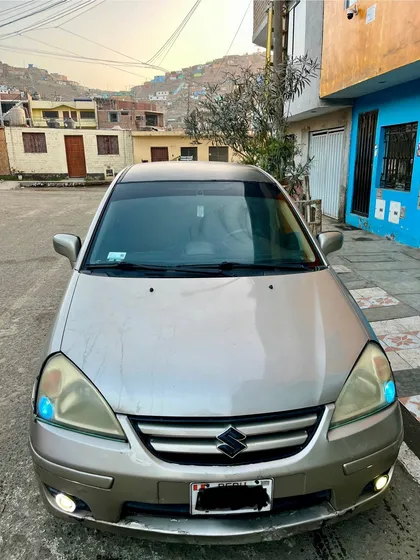 Suzuki Aerio Gasolina/glp