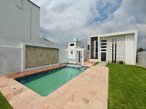 Casa En Venta En Jardines De Tlayacapan