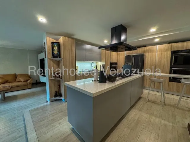 Bello, Moderno Y Remodelado. Te Esperamos. 25-15412