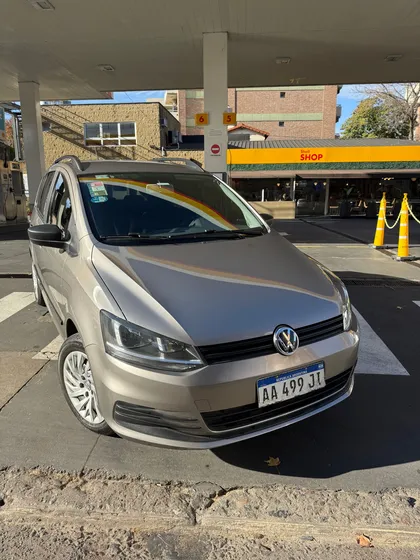 Volkswagen Suran 1.6 Comfortline 101cv