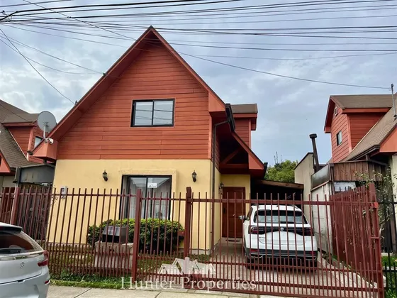 Casa En Venta De 4d 3b 115m2 Constr. 235 Terreno Las Rastras