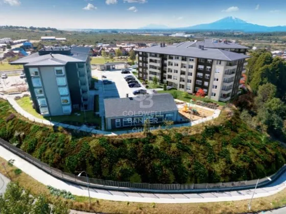 Jardín Austral: Con Estacionamiento Y Bodega