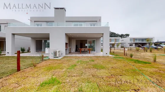Town Houses En Pilará | Mallmann Propiedades