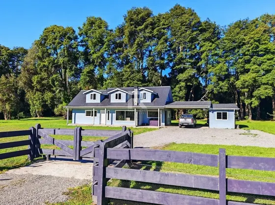 Casa En Condominio, Con Bosque Y Rio, En Frutillar Alto
