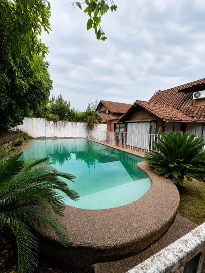 Se Arrienda Casa En Huechuraba 6 Dorm 5 Baños Y Piscina