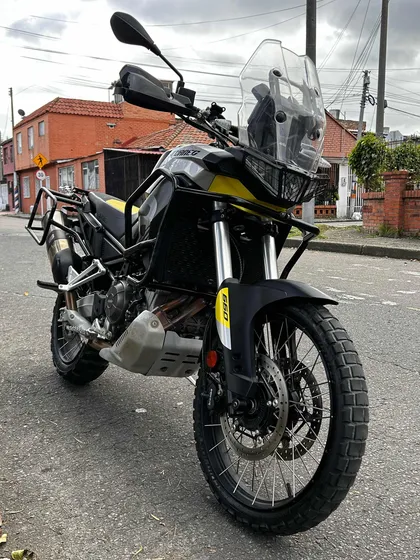 Aprilia Tuareg 660 Modelo 2022