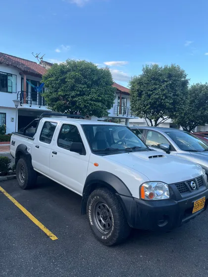 Nissan Frontier 2014 2.4l