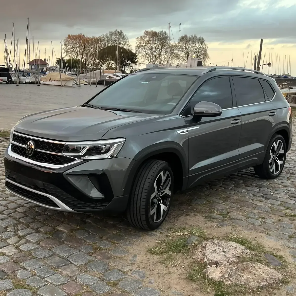 Volkswagen Taos 1.4 250 TSI Highline Tiptronic