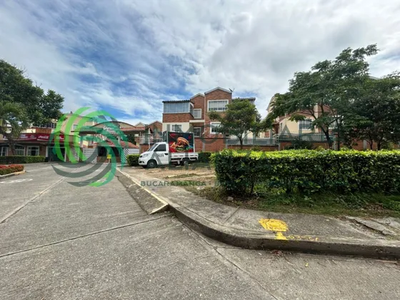 Casa En Venta En Anillo Vial. Cod V61734