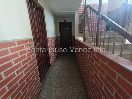 Apartamento En Alquiler Barquisimeto Zona De Bararida Codigo 2  5  2  3  7   1  5 Mildred Amoblado De Oportunidad Por Su Ubicacion De Facl Acceso Te Ofrce Ademas Espacios Comodos Y Modernos Para Vivir