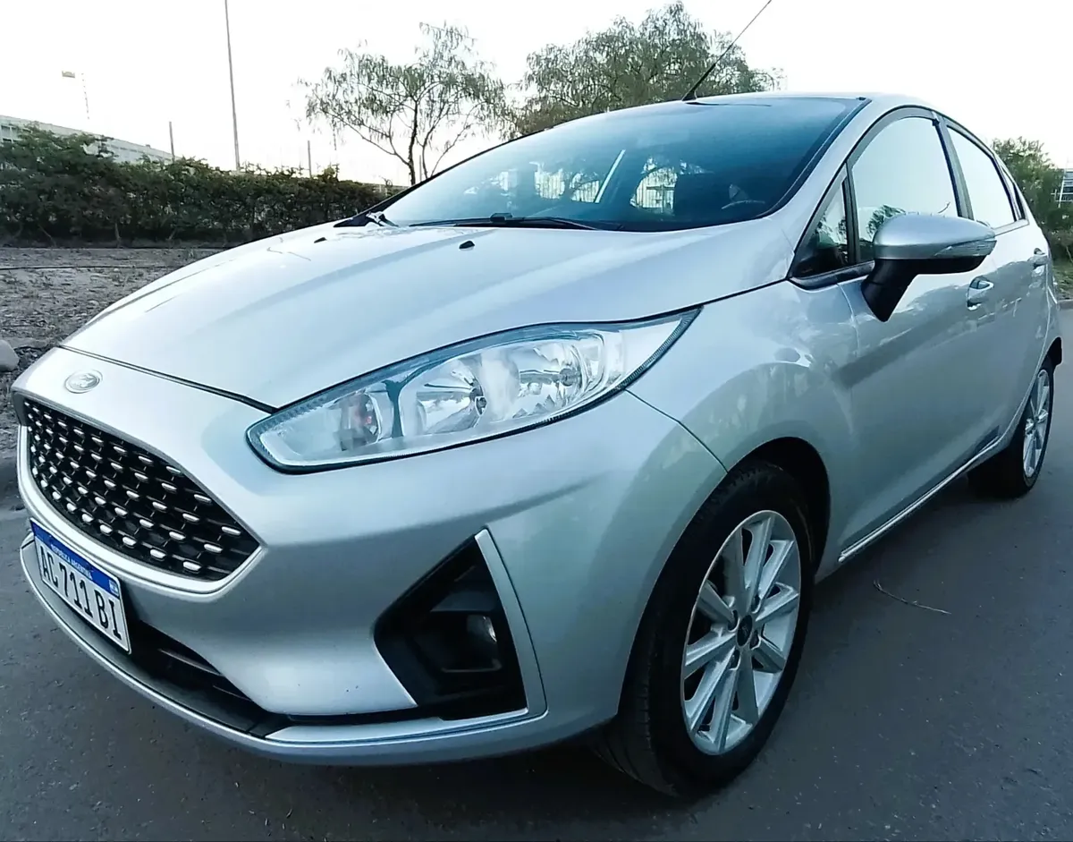 Ford Fiesta Kinetic Design 1.6 Se Plus 120cv