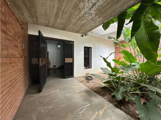 Se Vende Casa 650m2 Valle Arriba 4528