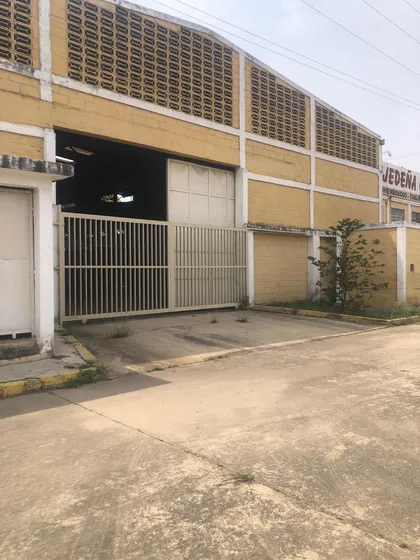 Mt Venta De Galpón En Guacara Zona Industrial El Nepe