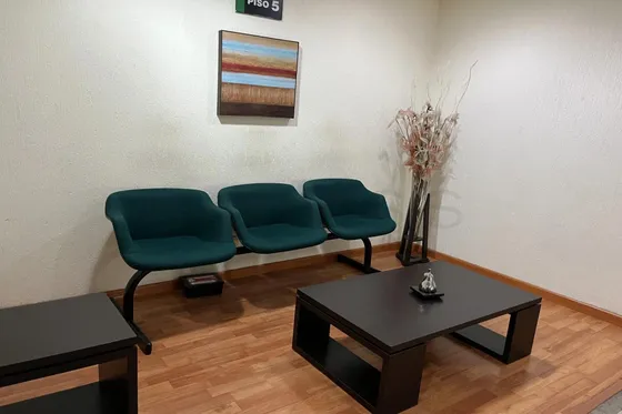 Consultorio En Venta En Santa Barbara Oriental-usaquén. Cod V6590
