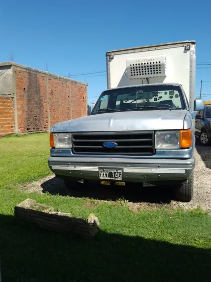 Ford F-100 4.3 D Mwm