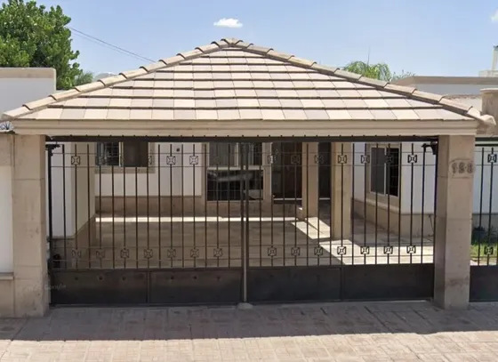 Invierte Y Obten Ganancias. Casa Adjudicada En Av París 158, San Isidro,