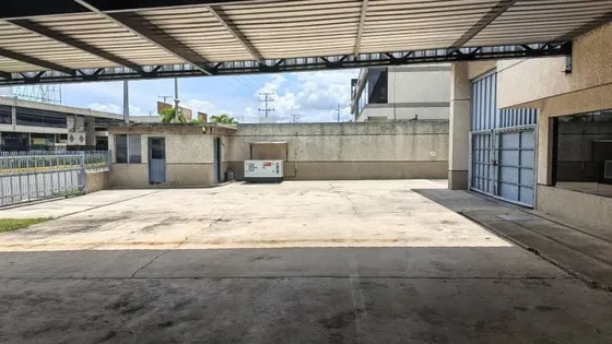 Galpon En Alquiler, (sandra Nino) San Diego, Castillito, Planta De Emergencia, Mayo