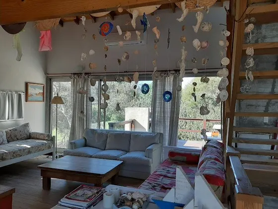 Casa En Venta - 3 Dormitorios 3 Baños - Cochera - 1000mts2 - Mar Azul