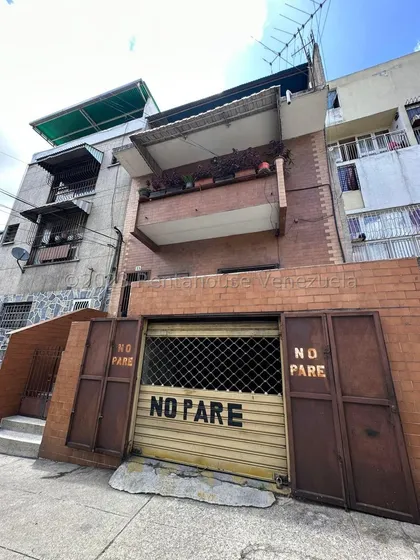 Se Vende Edificio En Catia