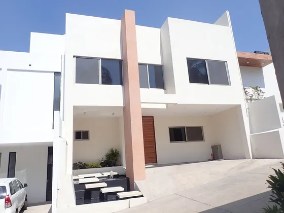 Residencia En Venta En Cuernavaca