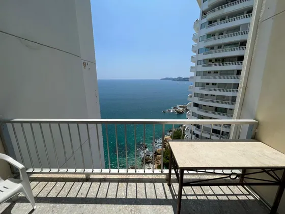 Venta De Suite En Torres Gemelas Con Buena Vista Al Mar