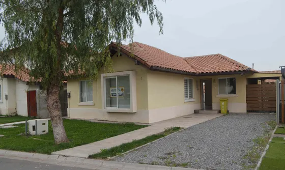 Casa 3d2b Con Patio Y Quincho En Chicureo