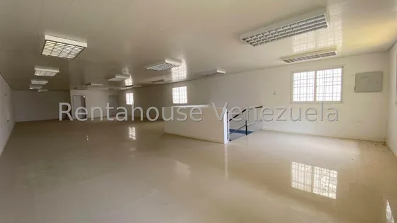 Galpones En Alquiler En Barquismeto Estado Lara Zona Industrial Ii Cod.25-5736 Nd