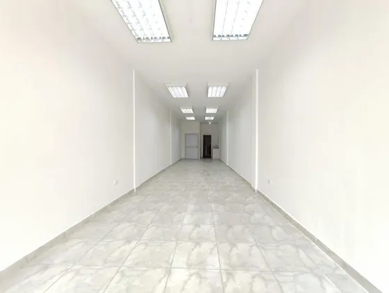 Local En Arriendo En Lleras Restrepo. Cod A2972